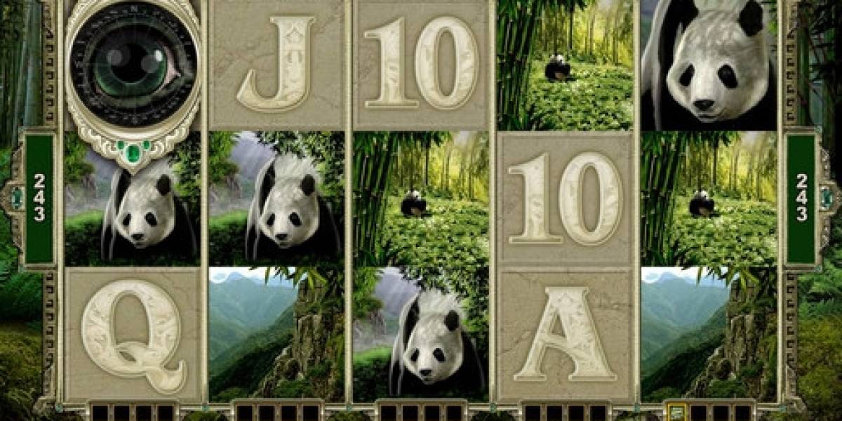 Игровой автомат Untamed Giant Panda