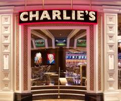 Wynn Hotel & Casino Las Vegas: Charlie’s Bar + Grill